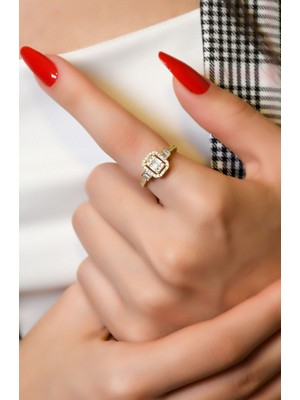 Ravi Pırlanta Yan Kolları Taşlı Baget Yüzük  14 Ayar A066140