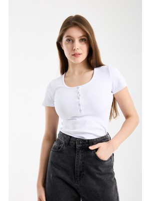 Hdm Kadın Esnek Fitilli Yakası Çıtçıtlı Beyaz Kısa Kol Basic Örme Bluz - H5993