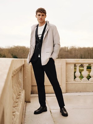 LC Waikiki Bej Standart Kalıp Kapüşonlu Erkek Mont