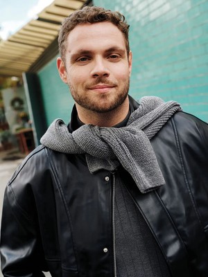 LC Waikiki Siyah Rahat Kalıp Dik Yaka Erkek Deri Görünümlü Ceket