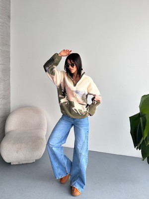 My Lunessa Haki Ekru Geyik Desenli Yarım Fermuarlı Model Polar Peluş Sweatshirt