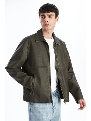 LC Waikiki Siyah Standart Kalıp Gömlek Yaka Erkek Deri Görünümlü Ceket