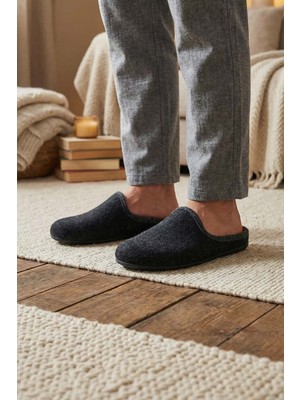 Gezer Erkek Kışlık İç Taban Çıkarılabilir Fusbetli Hakiki Deri PVC Alt Taban Keçe Ev Bahçe Terlik