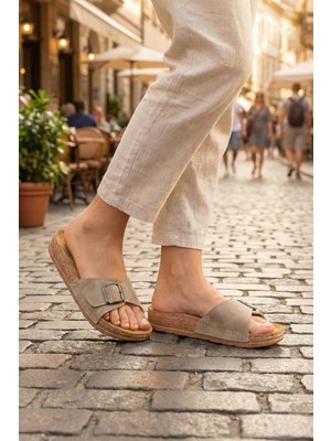 Gezer Kadın Yazlık Tokalı Terlik Krem Renkli Hakiki Deri İç Taban ile Günlük Kullanım İçin