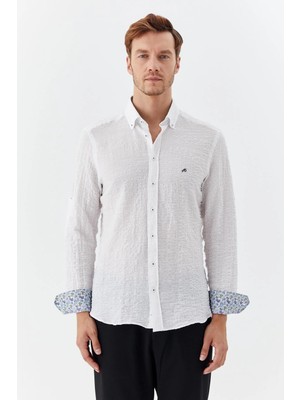 Sabri Özel Erkek Beyaz Slim Fit Gömlek – Uzun Kollu, Düğmeli Yaka, Baskılı