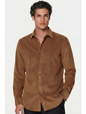 Sabri Özel Camel Comfort Fit Pamuklu Fitilli Kadife Uzun Kollu Polo Yaka Erkek Gömlek