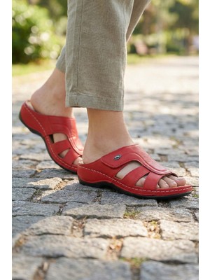 Paleng Deri Kadın Terlik