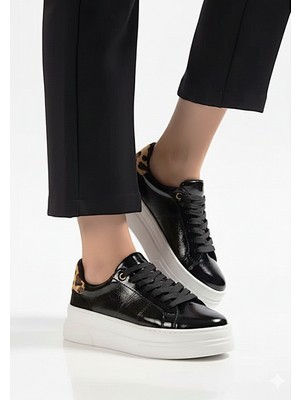 Zerenyus ZRNE-001 Premium Siyah Rugan Bağcıklı Kadın Sneaker