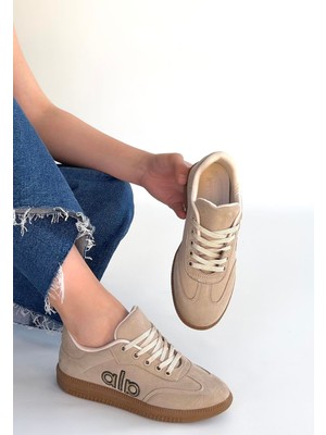 Zerenyus ZRNE-004 Premium Bej Süet Bağcıklı Kadın Sneaker