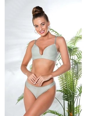 Beruflic GALLI31772 Dekolte Sütyen ve String Takım