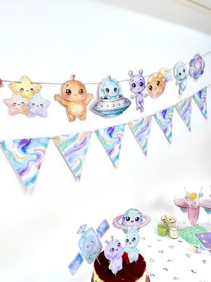 Fluparty Little Alien Üçgen Flama Banner – Uzay Temalı Pennant Banner