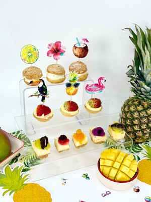 Fluparty Tropical Temalı Kapkek Topper Seti – Tropikal Figürlü Muffin Süsleri