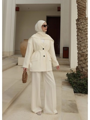 Moda Aksa 6003 Fularlı blazer ceket takım soft ekru