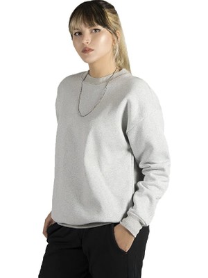 Kadın Gri Oversize Kalın Üç Iplik Şardonlu Bisiklet Yaka Basic Sweatshirt