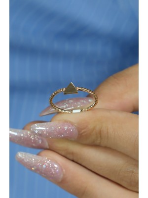 Üçgen Model Yüzük 14 Ayar AT02136