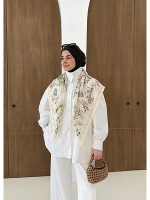 Moda Aksa Dik Yaka Gömlek Beyaz