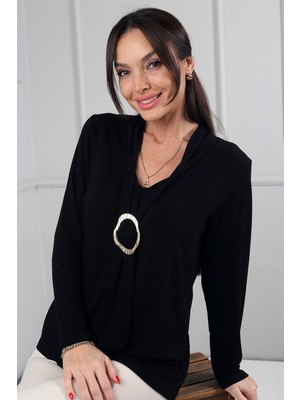 By Saygı Kadın Tokalı Kravatlı Çilek Bluz