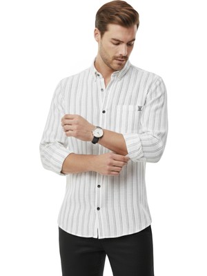 RizzUP Siyah Rahat Kalıp Çizgili Erkek Gömlek – Cepli Ahşap Düğmeli Doğal Dokulu Yeni Sezon 2602623