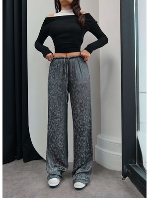 Esra Helvacı Jakarlı Saten Pantolon