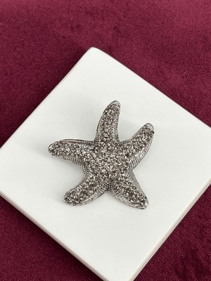 Calista Aksesuar Minik Koyu Gri Taşlarla Kaplı Deniz Yıldızı Figürlü Silver Broş