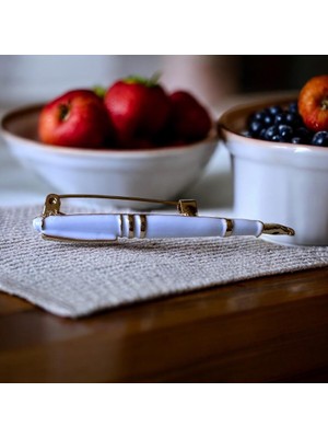 ALS Tasarım Dünyası Beyaz Renk Dolma Kalem Figürlü Broş