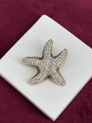 Calista Aksesuar Minik Gümüş Taşlarla Kaplı Deniz Yıldızı Figürlü Gold Broş