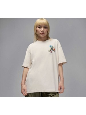 Nike Jordan Flight Women's Oversized Graphic T-Shirt Bol Kalıp Krem Kadın T-Shirt IH2382-104