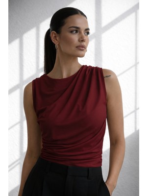 Cuyka Kadın Drapeli Kolsuz Bluz Şık Ofis Basic Fit Sandy Kumaş