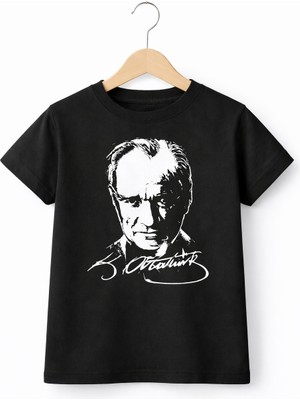 Atatürk Portre Baskılı Kısa Kollu Siyah Unisex Çocuk Tişört