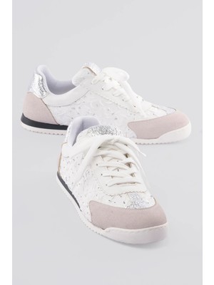 Mubiano Kadın Sneaker Taşlı Gümüş ve Süet Detaylı Bağcıklı Spor Ayakkabı Zireya Beyaz