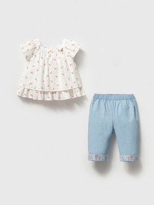 Minipomes Çiçek Desenli Fırfırlı Bluz ve Işlemeli Denim Pantolonlu Kız Bebek Takım Mavi