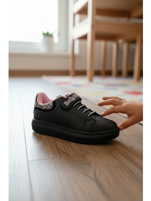 Enoch Incili ve Parlak Taş Detaylı Kız Çocuk Ayakkabı