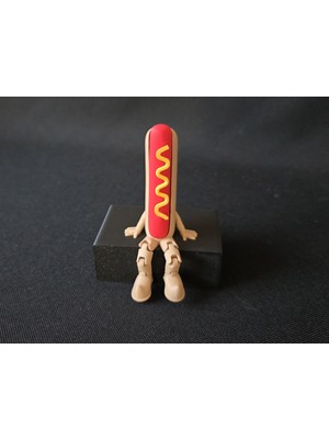 Modern Tasarımlı Sevimli Hot Dog Figürü – Dekoratif Masaüstü Biblosu 5 × 6 × 7 cm