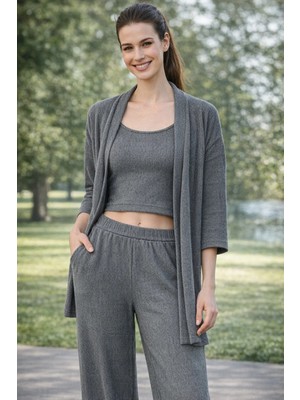 İnce Moda Giyim Fitilli Dokulu 3’lü Takım – Crop Atletli Hırka & Bol Paça Pantolon
