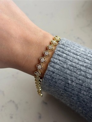 Çelik Gold Yonca Zirkon Bileklik