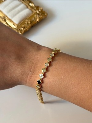 Charmist Zirkon Taş Detaylı Çelik Gold Yonca Şans Bileklik 18 cm Uzunlukta Şık ve Dayanıklı Aksesuar