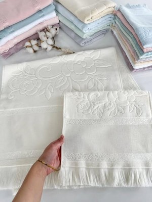 Sarra Antrasit - Analı Kızlı Etamin ve Kanaviçe Işlemelik Havlu