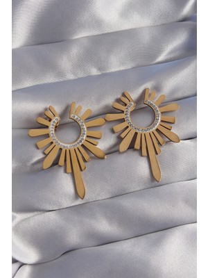 Ne Verelim Size 316L Çelik Gold Renk Zirkon Taşlı Güneş Figürlü Küpe - TJ-BKP9063