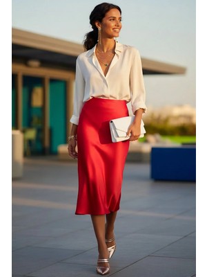 Fashion Cocktail Saten Dökümlü Belden Oturan Kalın Iç Lastikli Yırtmaçsız Diz Altı Midi Ofis Etek