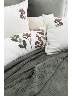 Şaheser Home Collection Paula Çeyiz Seti – %100 Pamuk Jakarlı Kumaş, Zarif Nakış Detaylı 6 Parça Nevresim ve Pike Takımı