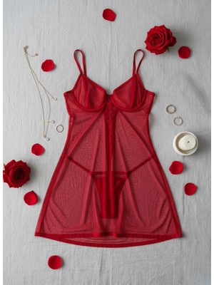 Çeyize Dair Herşey Vespera Arka Bağlama Detaylı Kırmızı Tül Gecelik