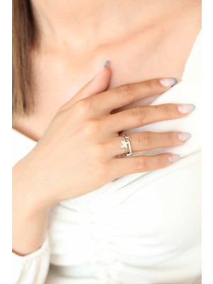 Ne Verelim Size Zirkon Taşlı Gümüş Kaplama Kelebekli Kadın Yüzük - TJ-BYK2320