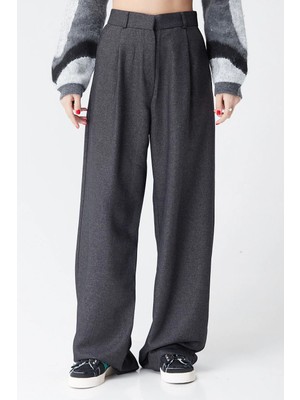 Fashion Cocktail Kırçıllı Kumaş Cepli Mevsimlik Kışlık Ofis Boyfriend Düz Paça Kadın Pantolon