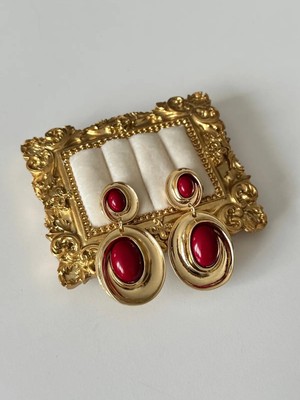 14K Çelik Üzeri Altın Kaplama Sallantılı Kemik Küpe