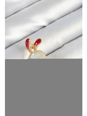 Ne Verelim Size Zirkon Taş Detaylı Kırmızı 3D Scooter Süren Tavşan Kız Figürlü Gold Renk Kadın Broş - Tj