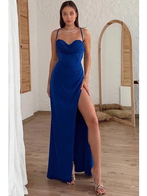 Fashion Cocktail Sırt Korseli Derin Sol Yırtmaçlı Degajeli Saten Askılı Uzun Abiye  Elbisesi