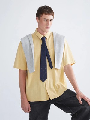 LC Waikiki Sarı Rahat Kalıp Kısa Kollu Keten Görünümlü Erkek Gömlek