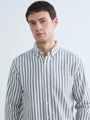 LC Waikiki Haki Regular Fit Çizgili Erkek Gömlek