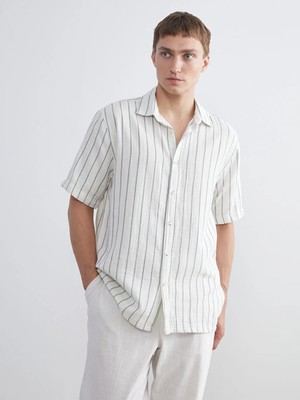 LC Waikiki Ekru Regular Fit Kısa Kollu Çizgili Müslin Erkek Gömlek