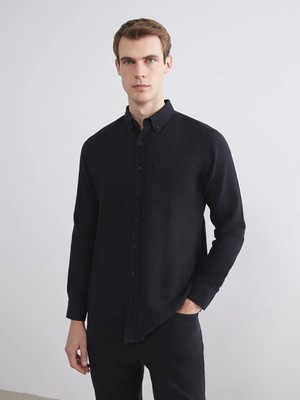 LC Waikiki Siyah Regular Fit Uzun Kollu Keten Karışımlı Erkek Gömlek